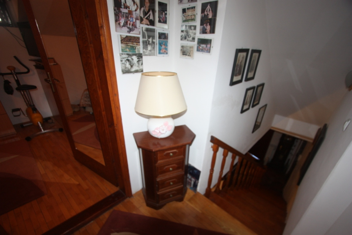 Appartamento a Kotor, Montenegro, 95 m² - foto 1