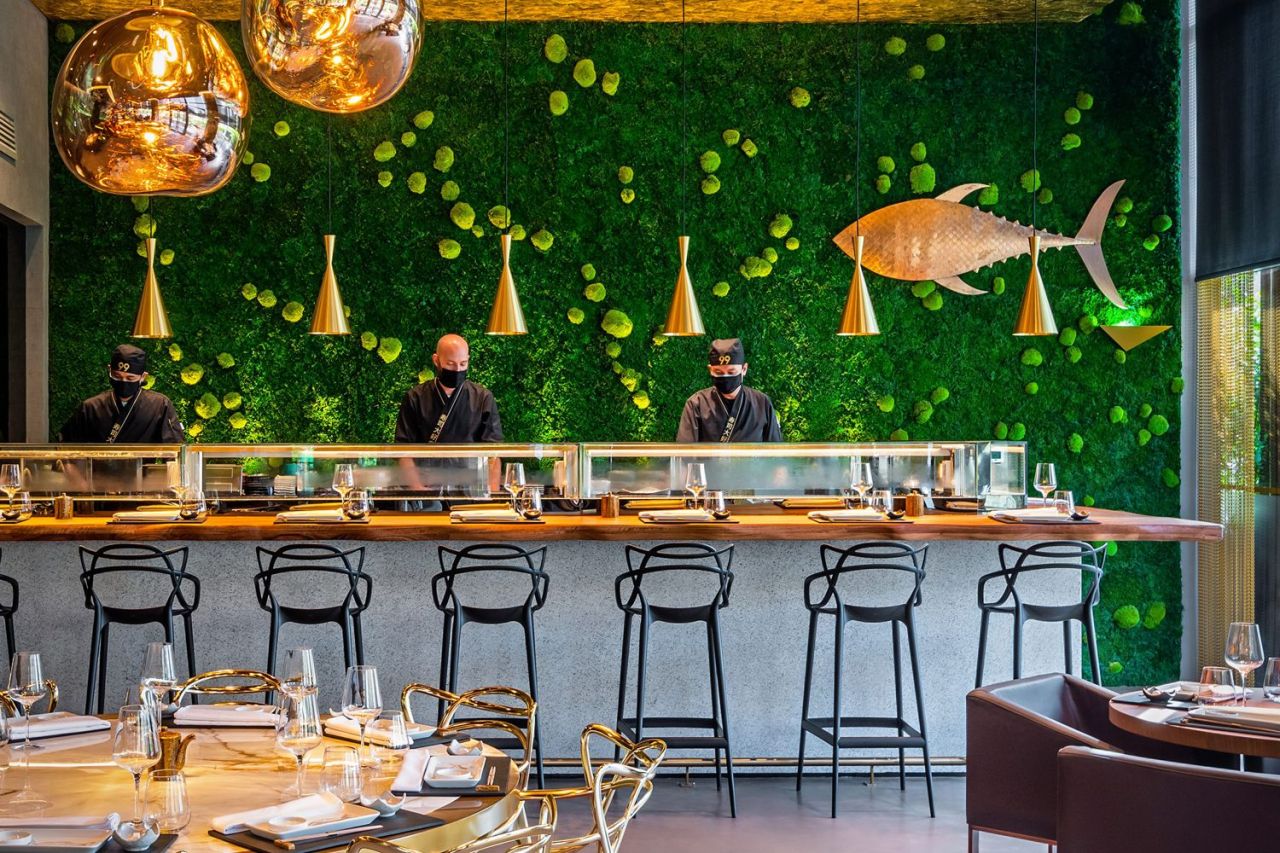 Commercial property in Barcelona, Spain, 242 m² - picture 1