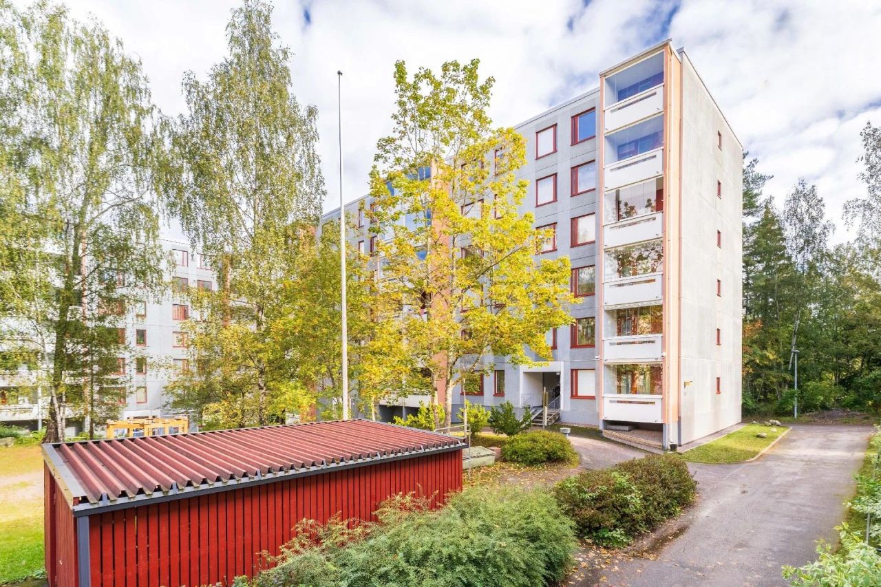 Piso en Vantaa, Finlandia, 75 m² - imagen 1