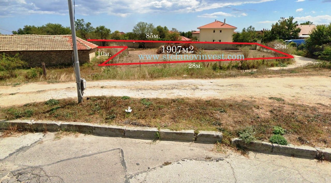 Terreno a Galata, Bulgaria, 1 900 m2 - foto 1