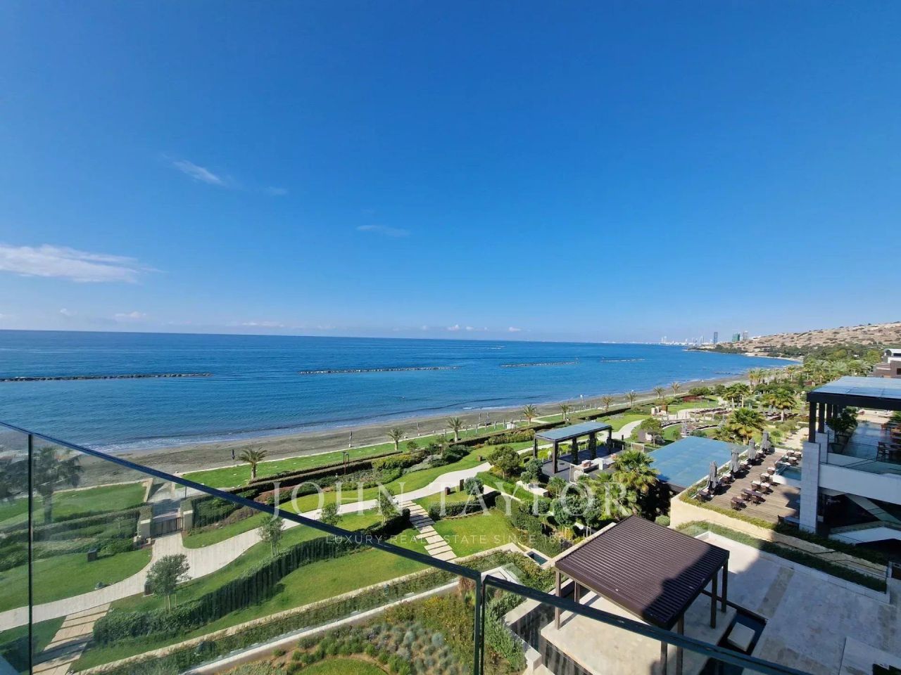 Piso en Parekklisia, Chipre, 247 m² - imagen 1