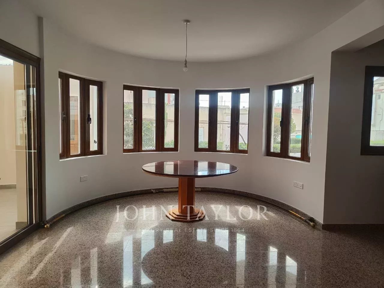 Villa in Germasogeia, Cyprus, 540 m² - picture 2