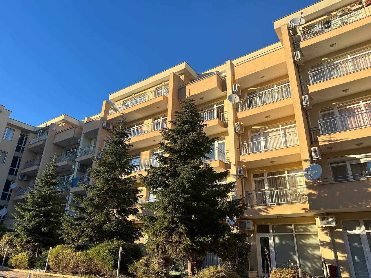 Appartement à Slantchev Briag, Bulgarie, 75 m² - image 8