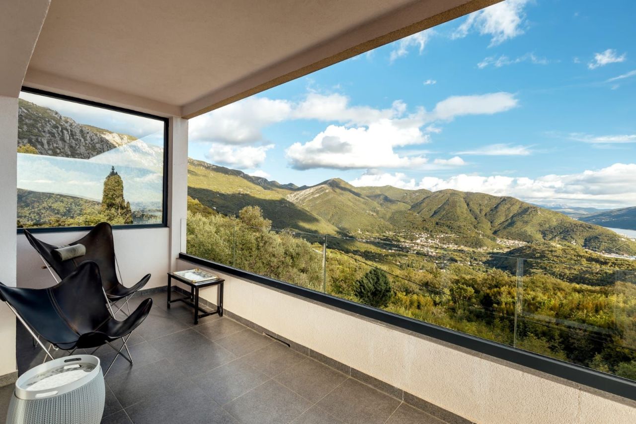 Villa in Herceg-Novi, Montenegro, 150 m² - Foto 5