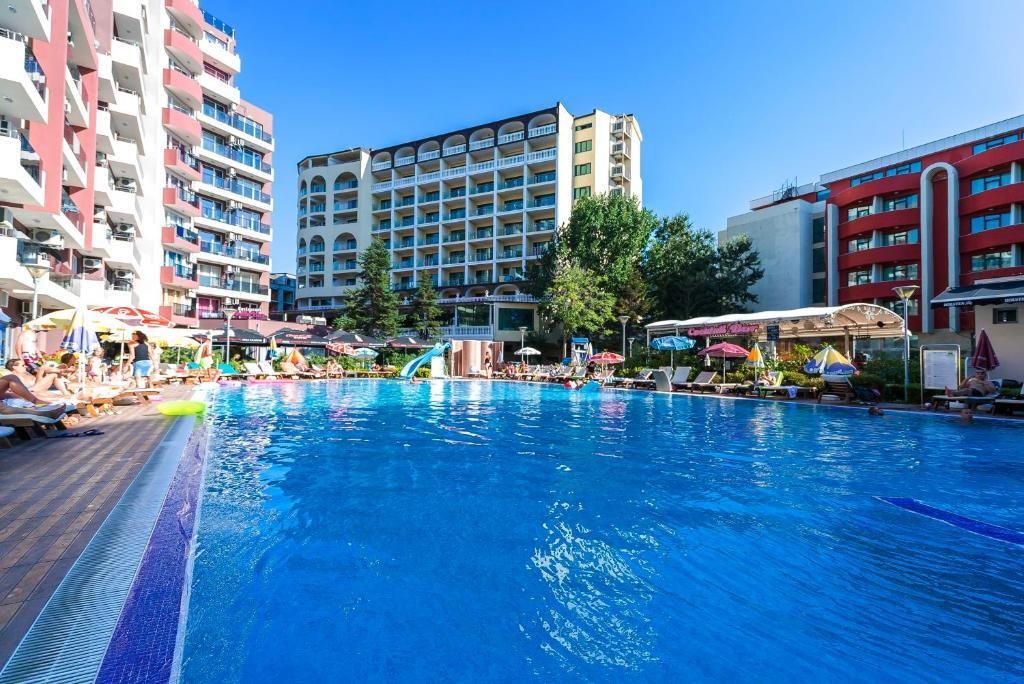 Appartement à Slantchev Briag, Bulgarie, 85 m² - image 1