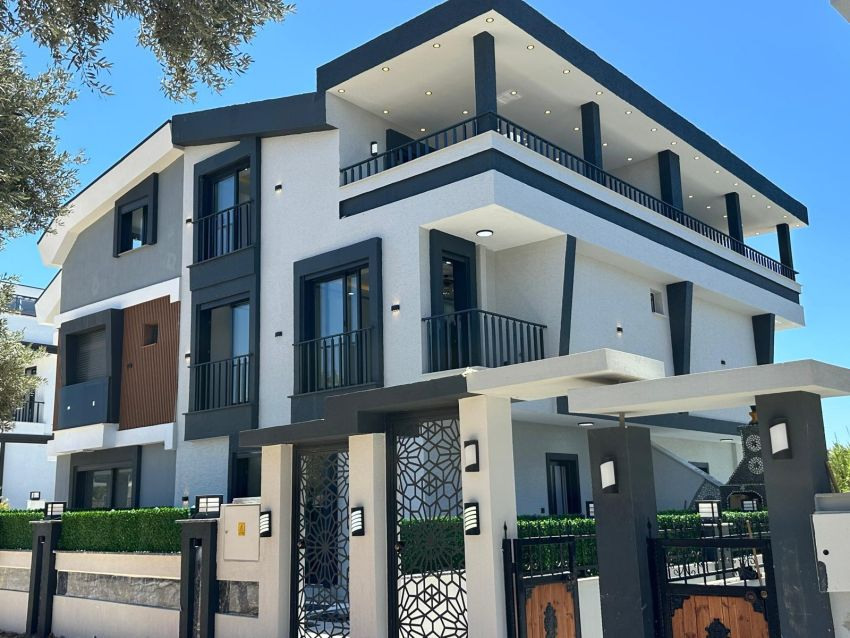 Villa en Didim, Turquia, 140 m² - imagen 1