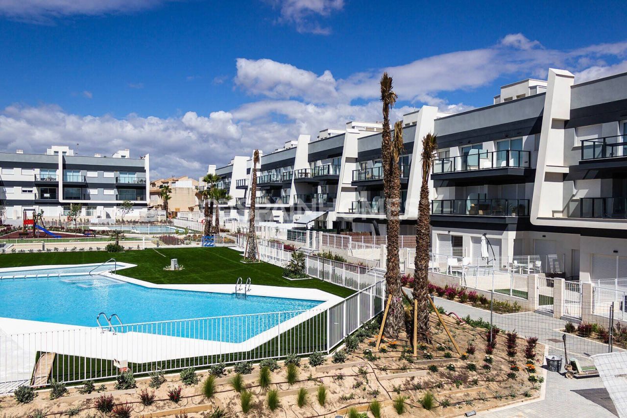 Apartamento en Santa Pola, España, 102 m² - imagen 5