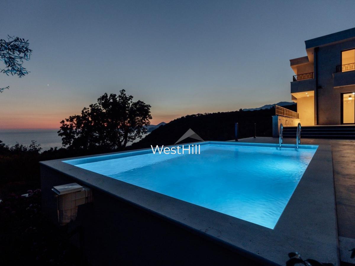 Casa en Rezevici, Montenegro, 318 m² - imagen 2