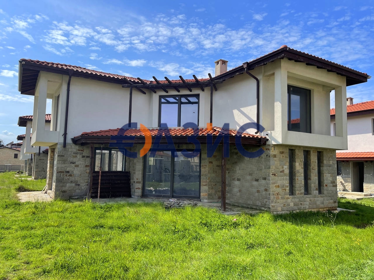 House in Sinemorets, Bulgaria, 200.4 m² - picture 1
