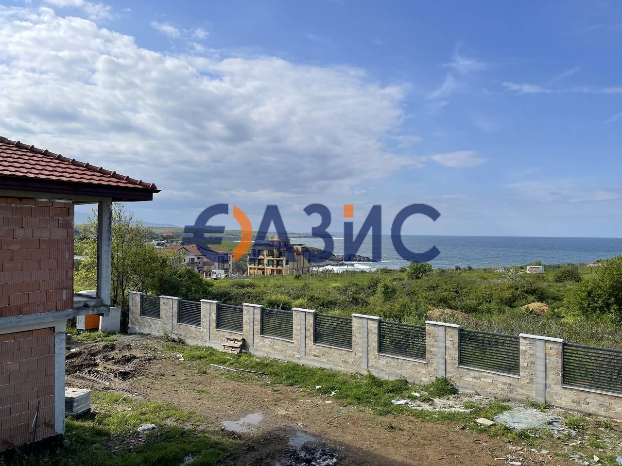 House in Sinemorets, Bulgaria, 200.4 m² - picture 1