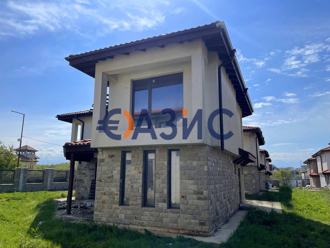 House in Sinemorets, Bulgaria, 200.4 m² - picture 2