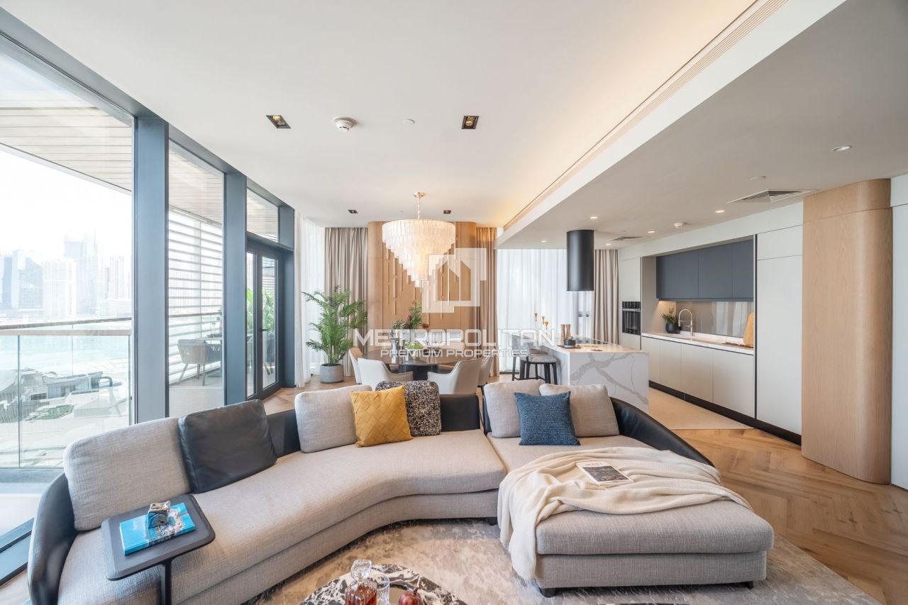 Apartment in Dubai, UAE, 195 m² - picture 3