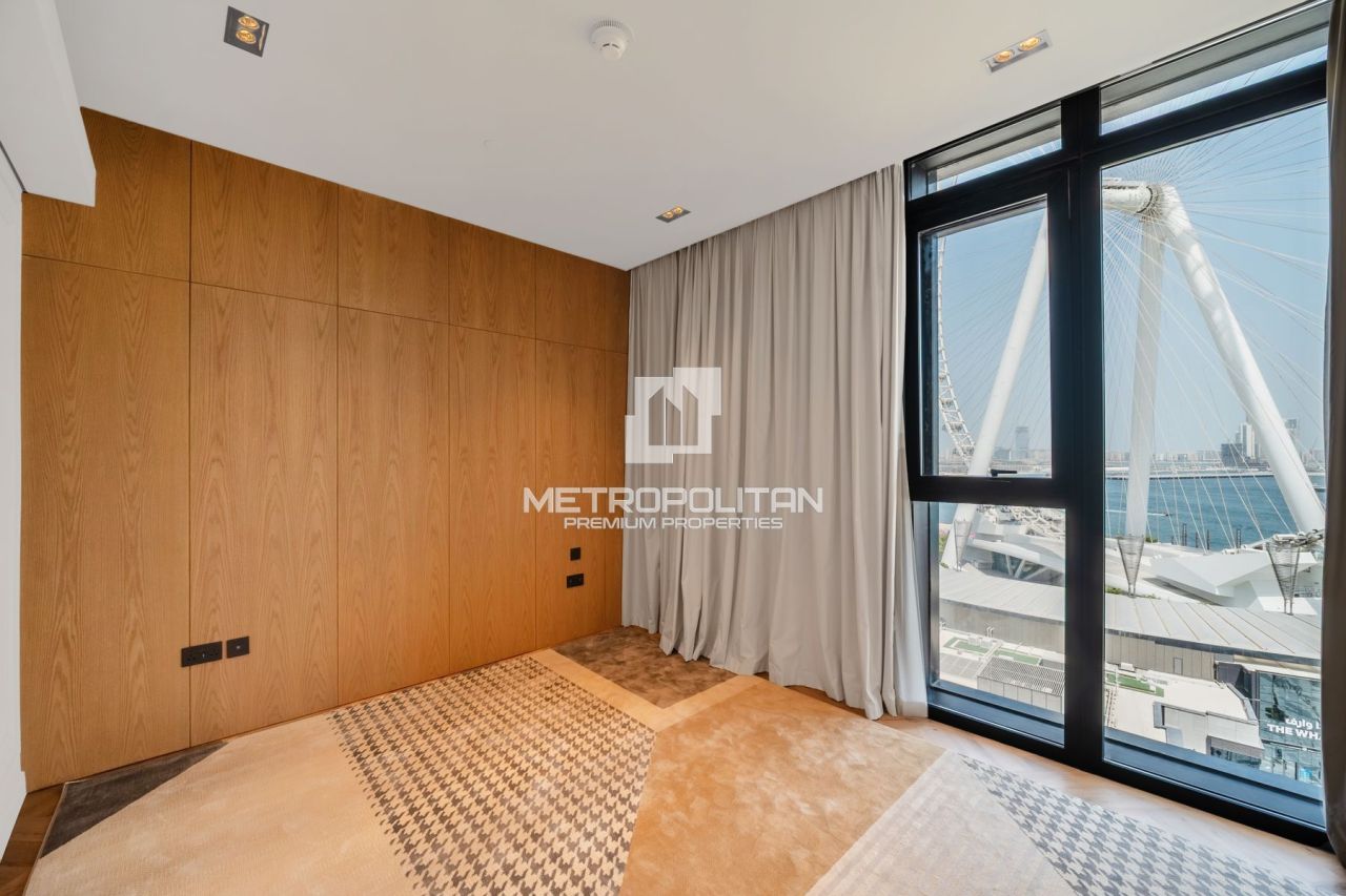 Apartment in Dubai, UAE, 195 m² - picture 17