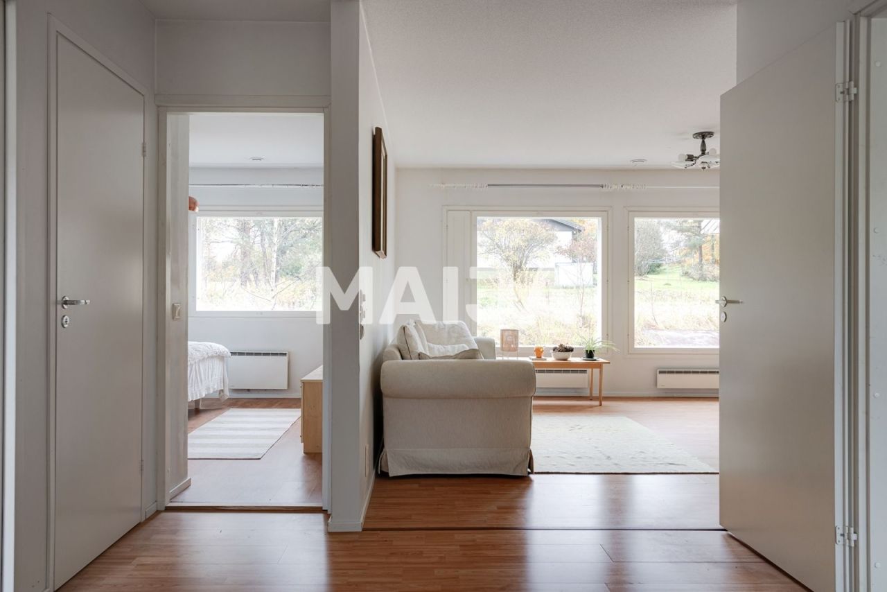 Maison à Miehikkala, Finlande, 105 m² - image 4