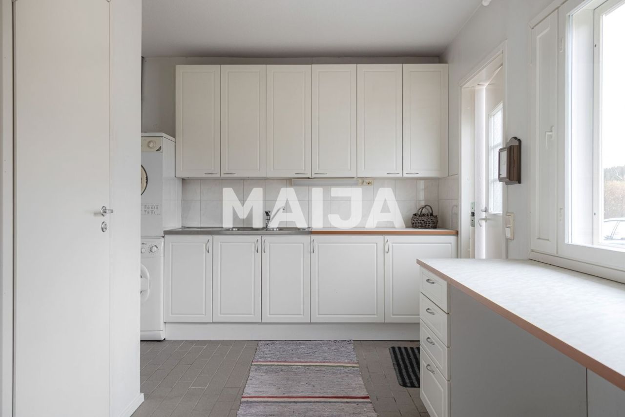 Maison à Miehikkala, Finlande, 105 m² - image 14