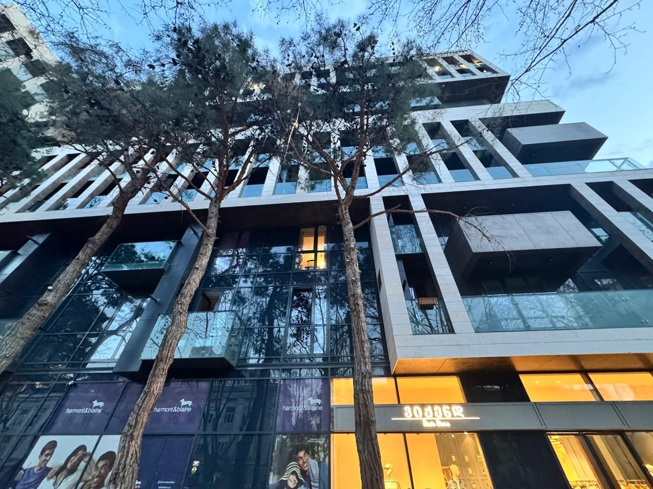Gewerbeimmobilien in Tiflis, Georgien, 53 m² - Foto 1