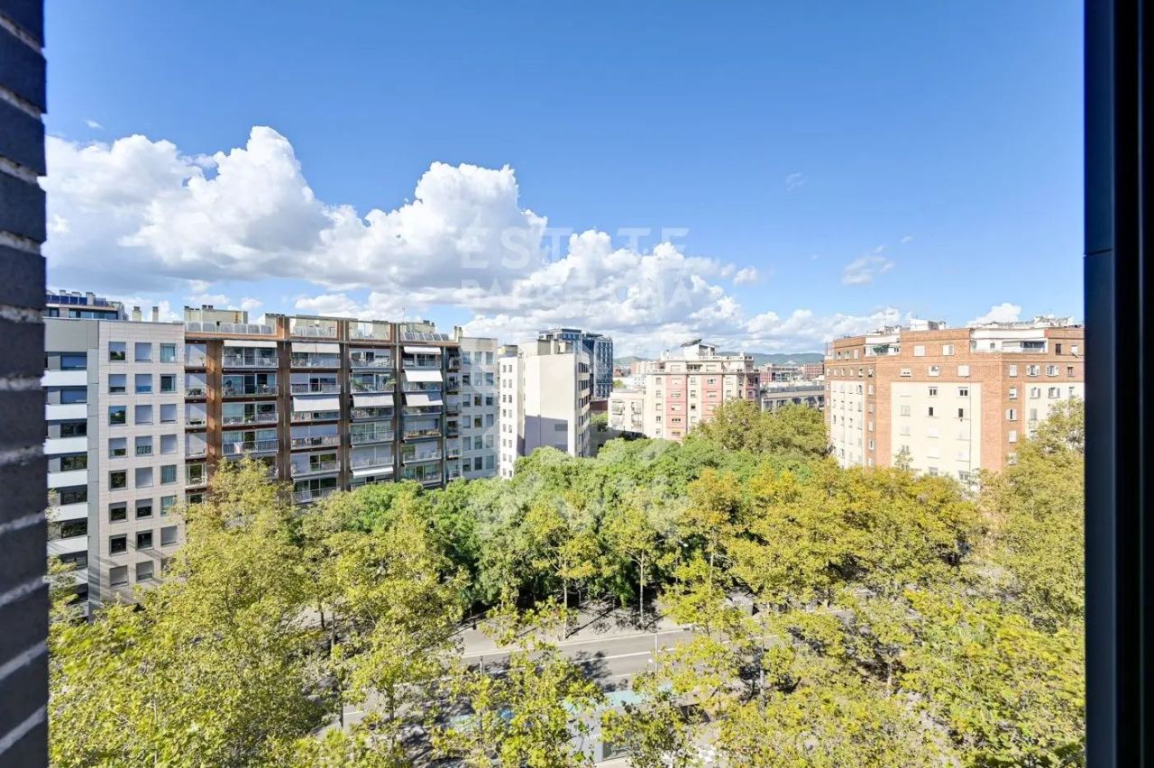 Flat in Barcelona, Spain, 78 m² - picture 7