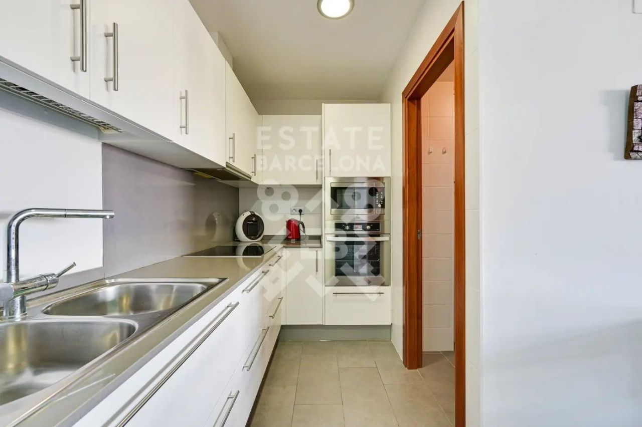 Flat in Barcelona, Spain, 78 m² - picture 15