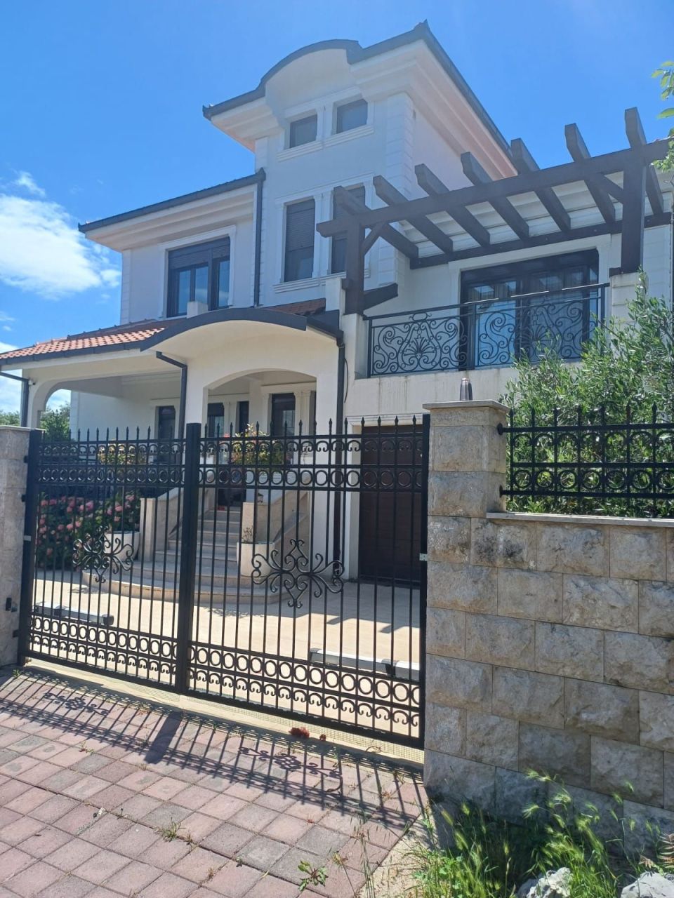 Villa on Lustica peninsula, Montenegro, 356 m² - picture 1