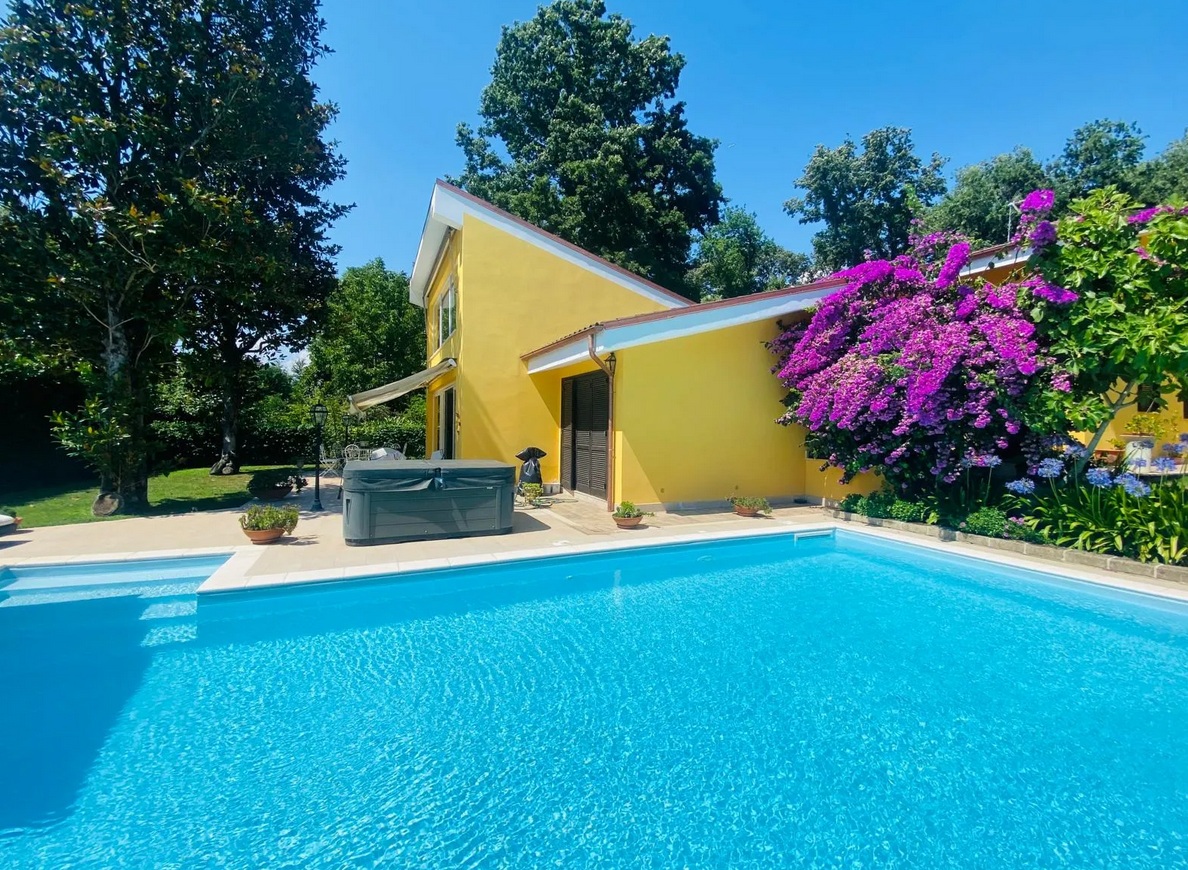 Villa in Olgiata, Italy, 531 m² - picture 2