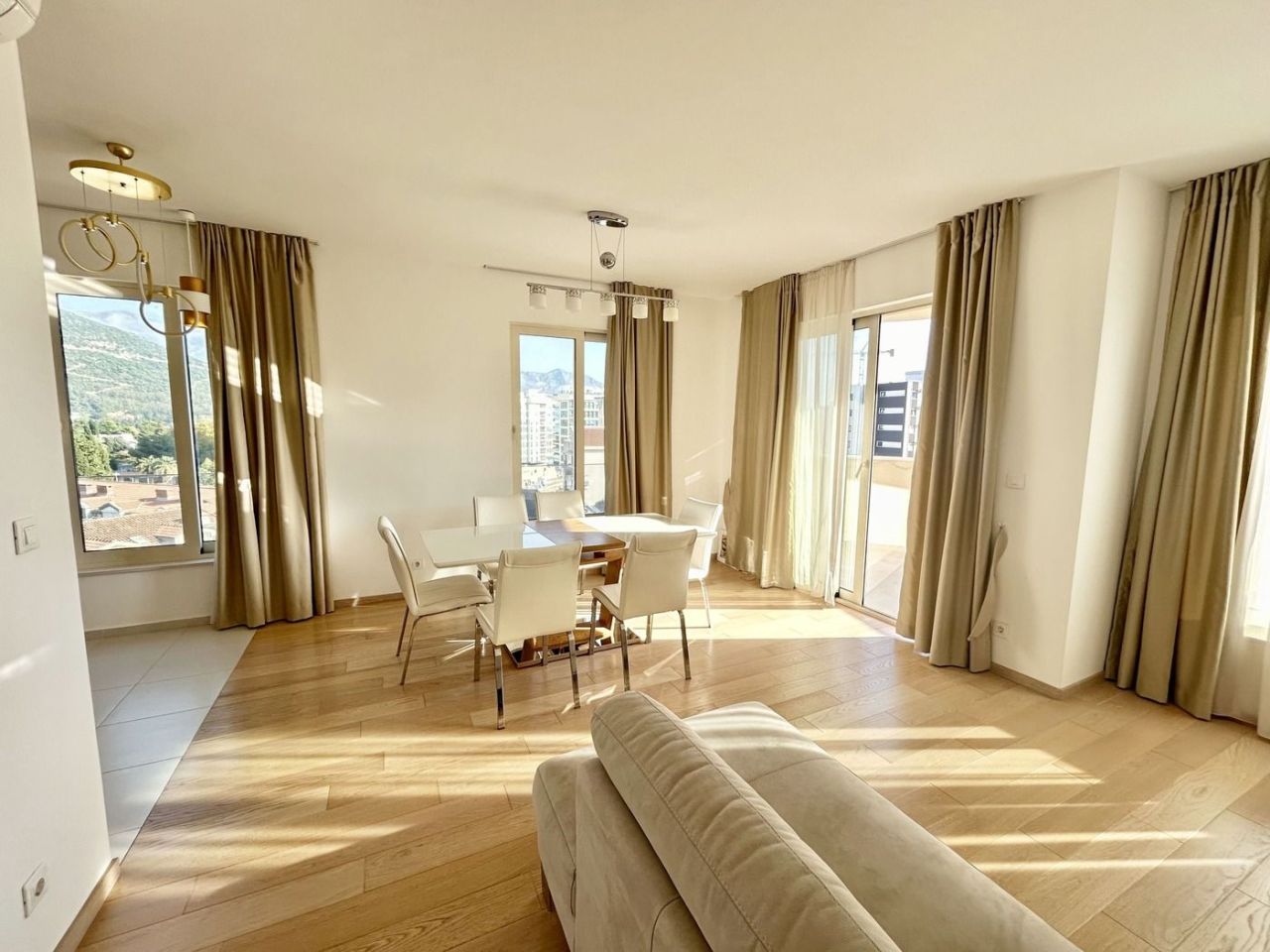 Appartement à Budva, Monténégro, 71 m² - image 1