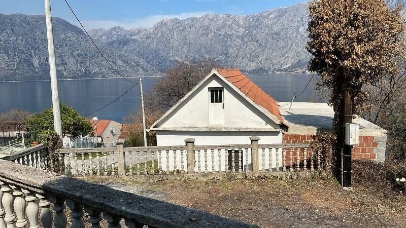 House in Prcanj, Montenegro, 164 m² - picture 1