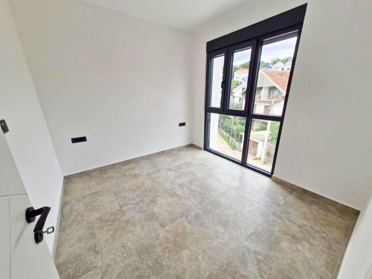 Wohnung in Utjeha, Montenegro, 48 m² - Foto 2