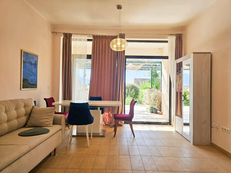 Flat in Herceg-Novi, Montenegro, 103 m² - picture 3