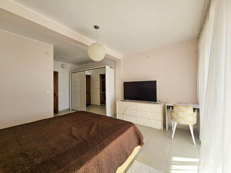 Flat in Herceg-Novi, Montenegro, 103 m² - picture 4