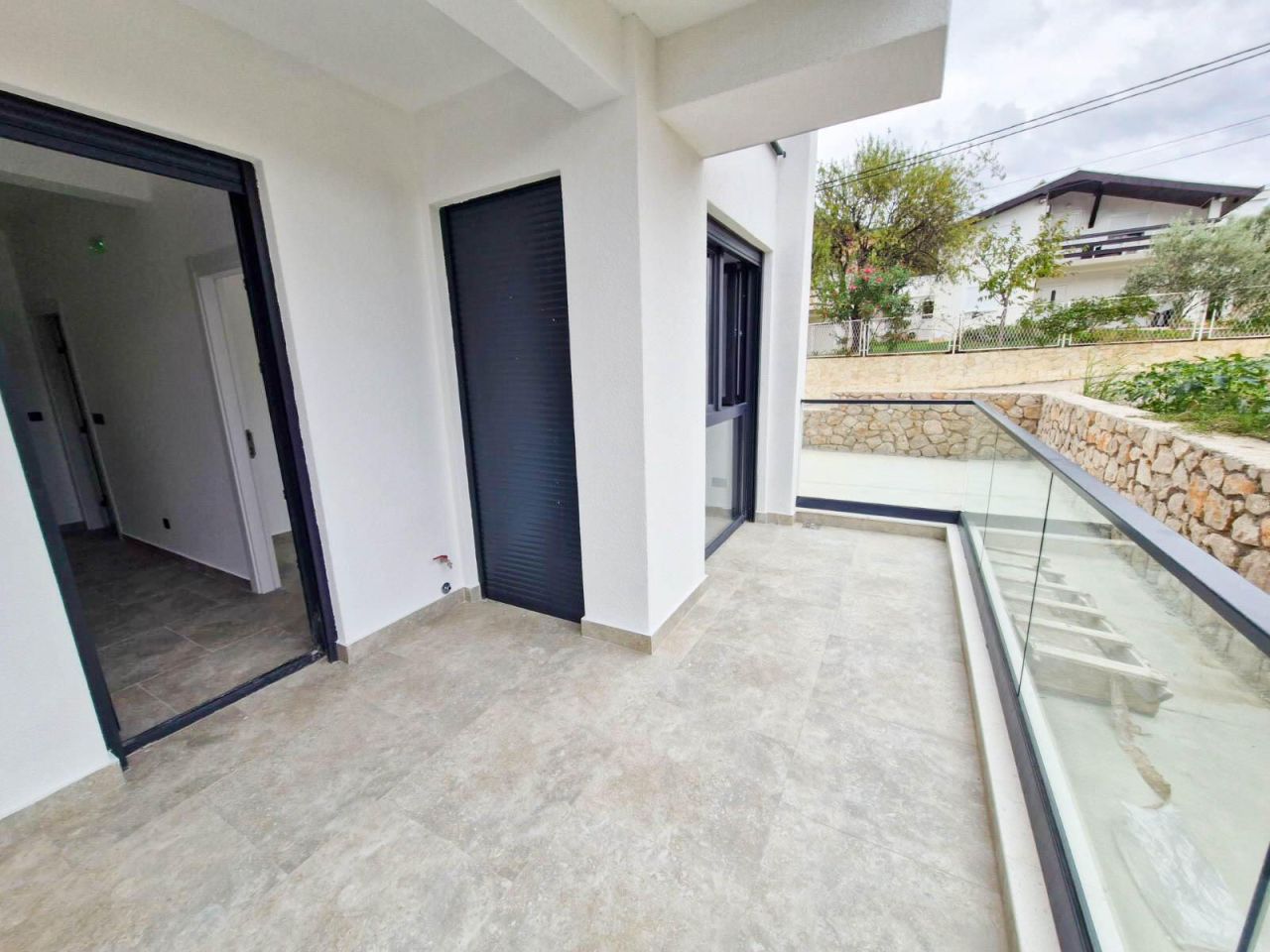 Flat in Utjeha, Montenegro, 38 m² - picture 5