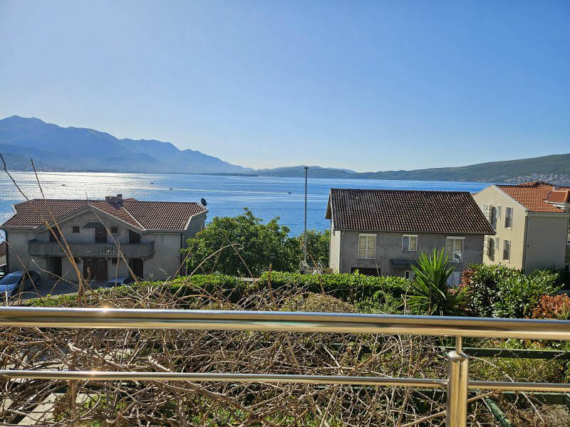 Flat in Herceg-Novi, Montenegro, 103 m² - picture 14