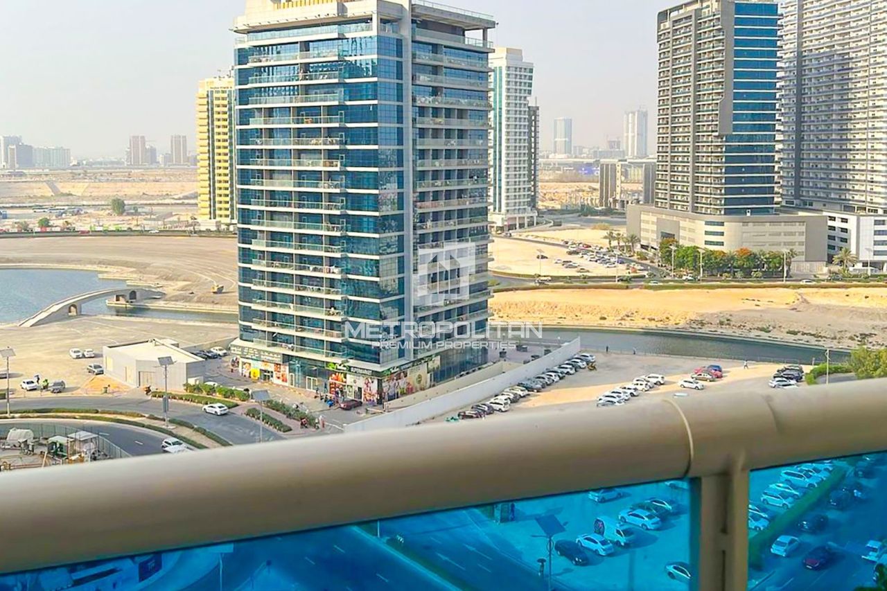 Apartment in Dubai, UAE, 42 m² - picture 3