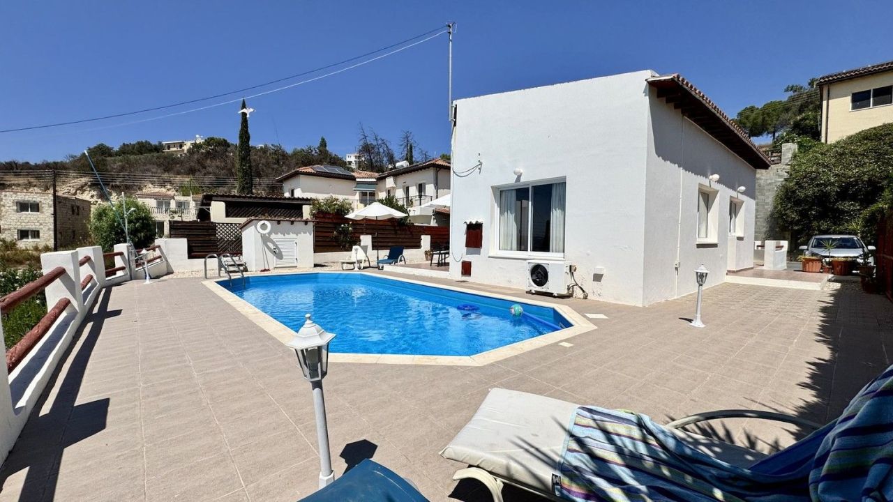 Bungalow à Paphos, Chypre, 117 m² - image 1