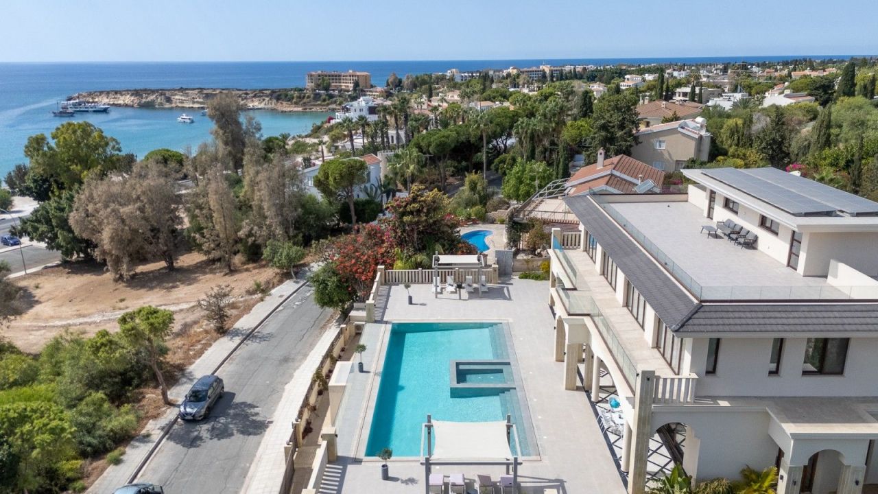 Villa à Paphos, Chypre, 900 m² - image 1