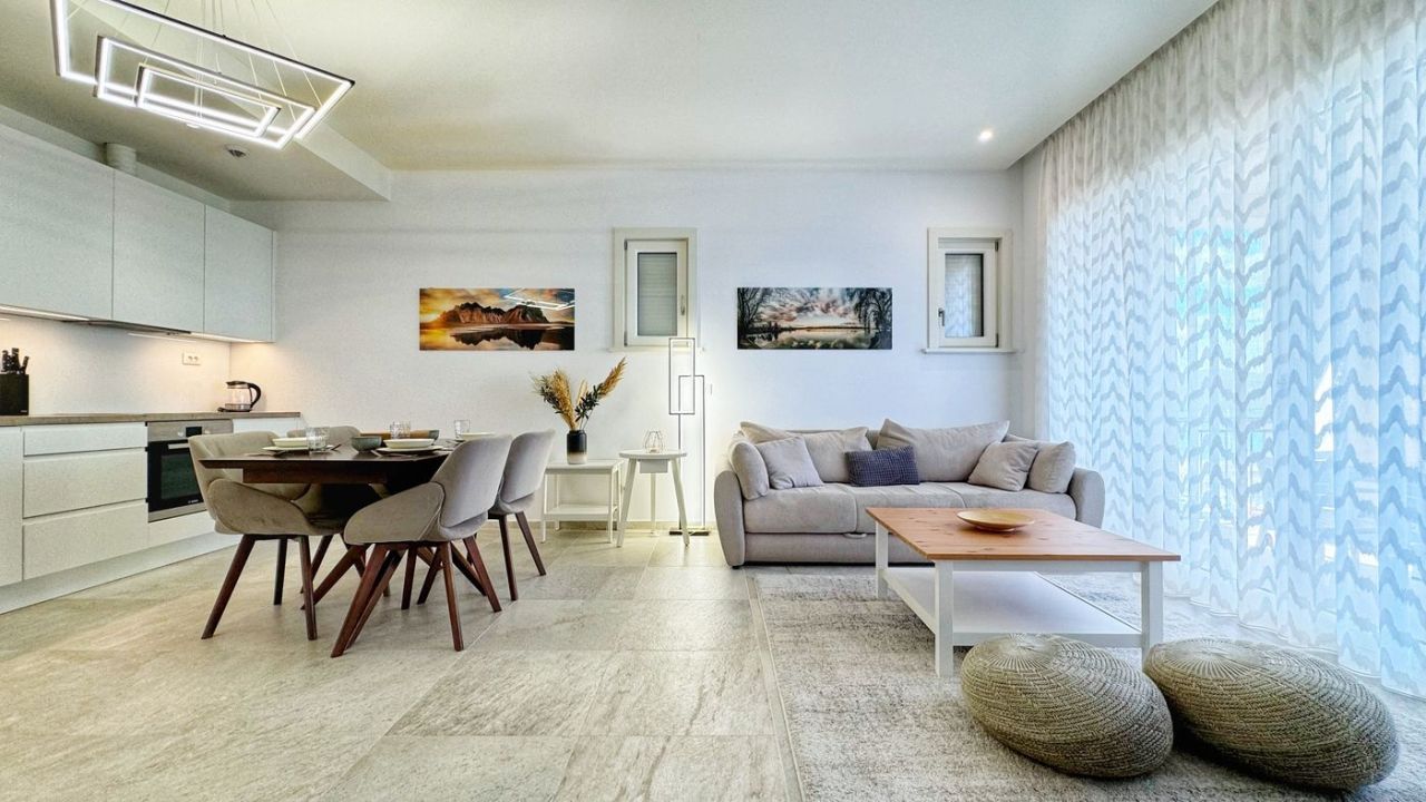 Appartamenti a Tivat, Montenegro, 76 m² - foto 3