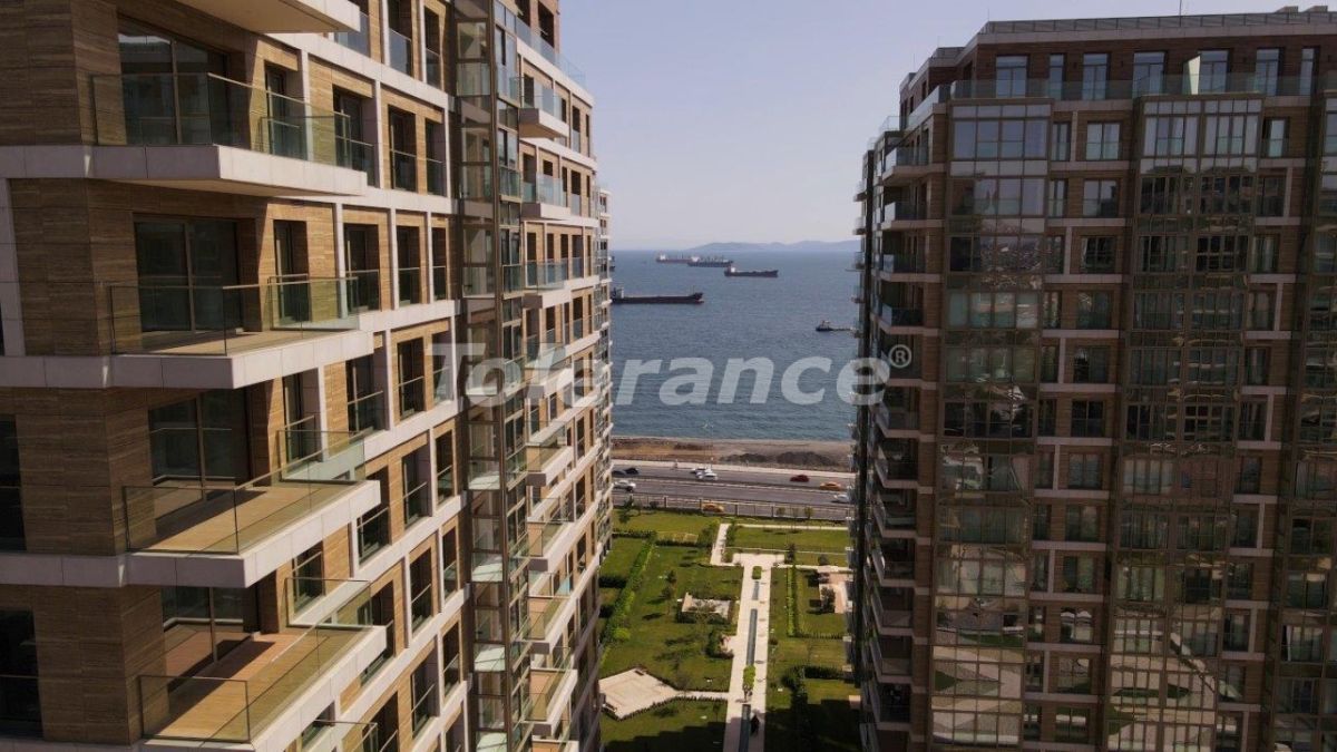 Apartment in Istanbul, Turkey, 133 m² - picture 7