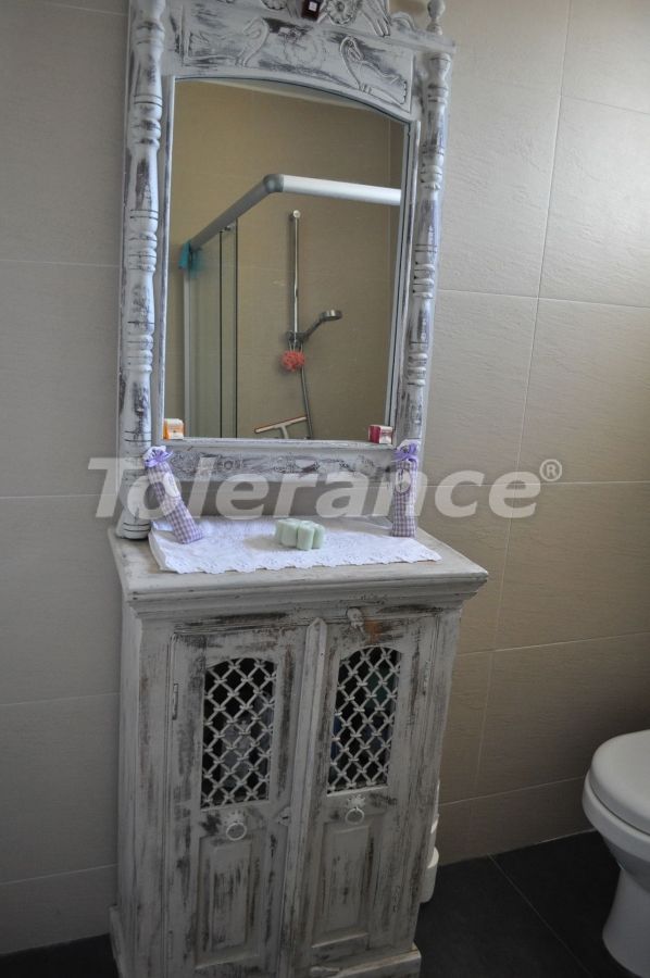 Villa en Alsancak, Chipre, 200 m² - imagen 13