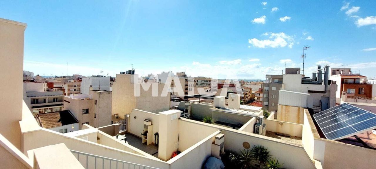 Apartment in Torrevieja, Spain, 52 m² - picture 9