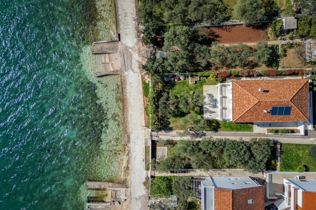 Villa in Zadar, Croatia, 210 m² - picture 1