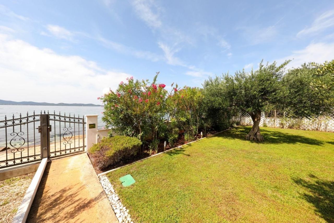 Villa a Zara, Croazia, 210 m² - foto 8