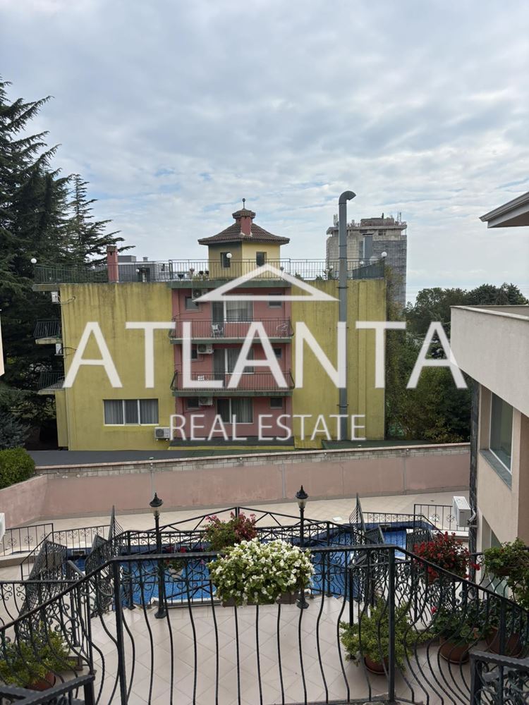 Appartement à Alen Mak, Bulgarie, 200 m² - image 1