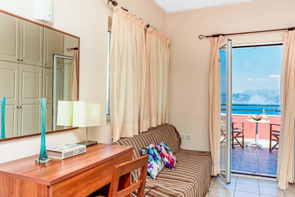 House on Ionian Islands, Greece, 240 m² - picture 15