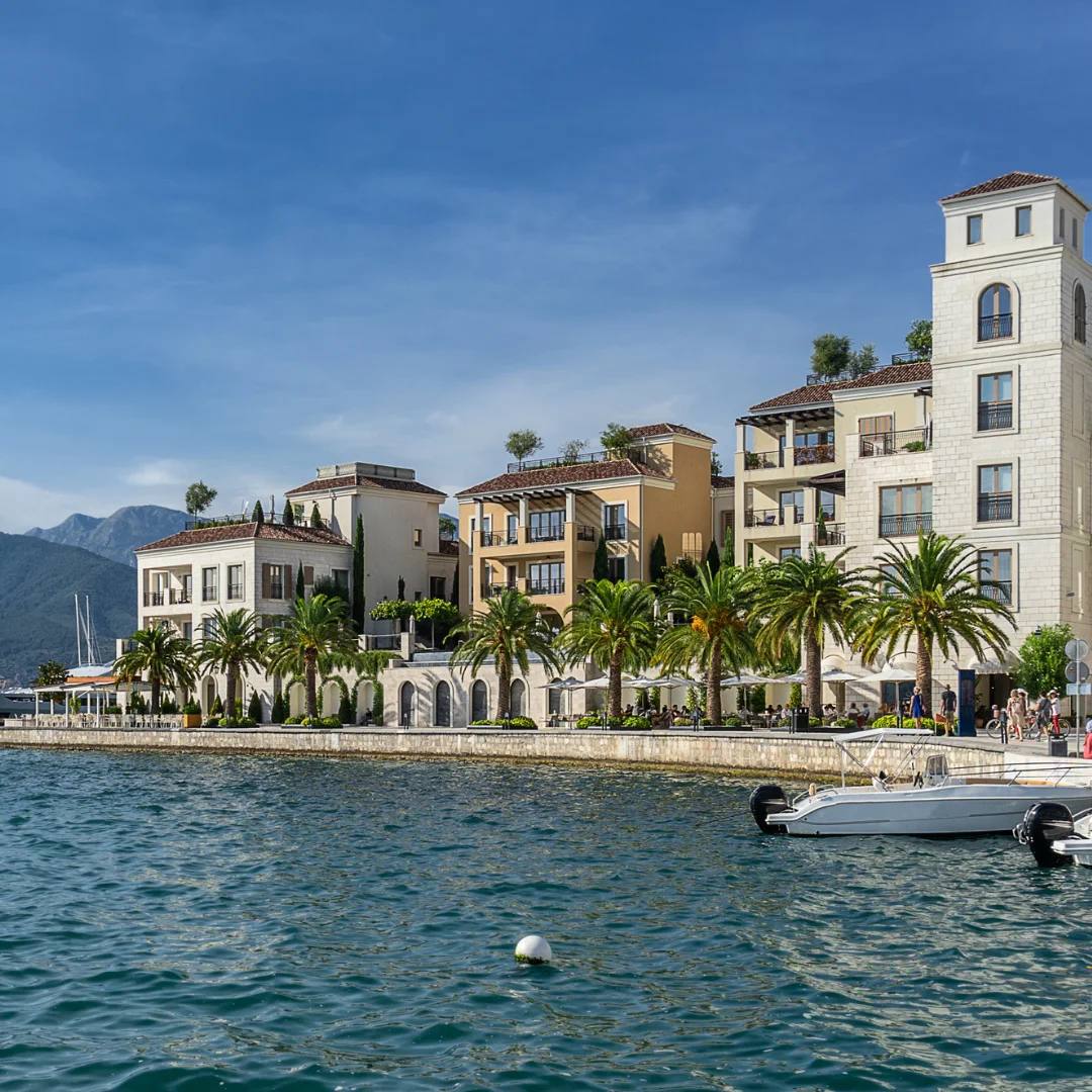 Appartamento a Tivat, Montenegro, 42 m² - foto 1