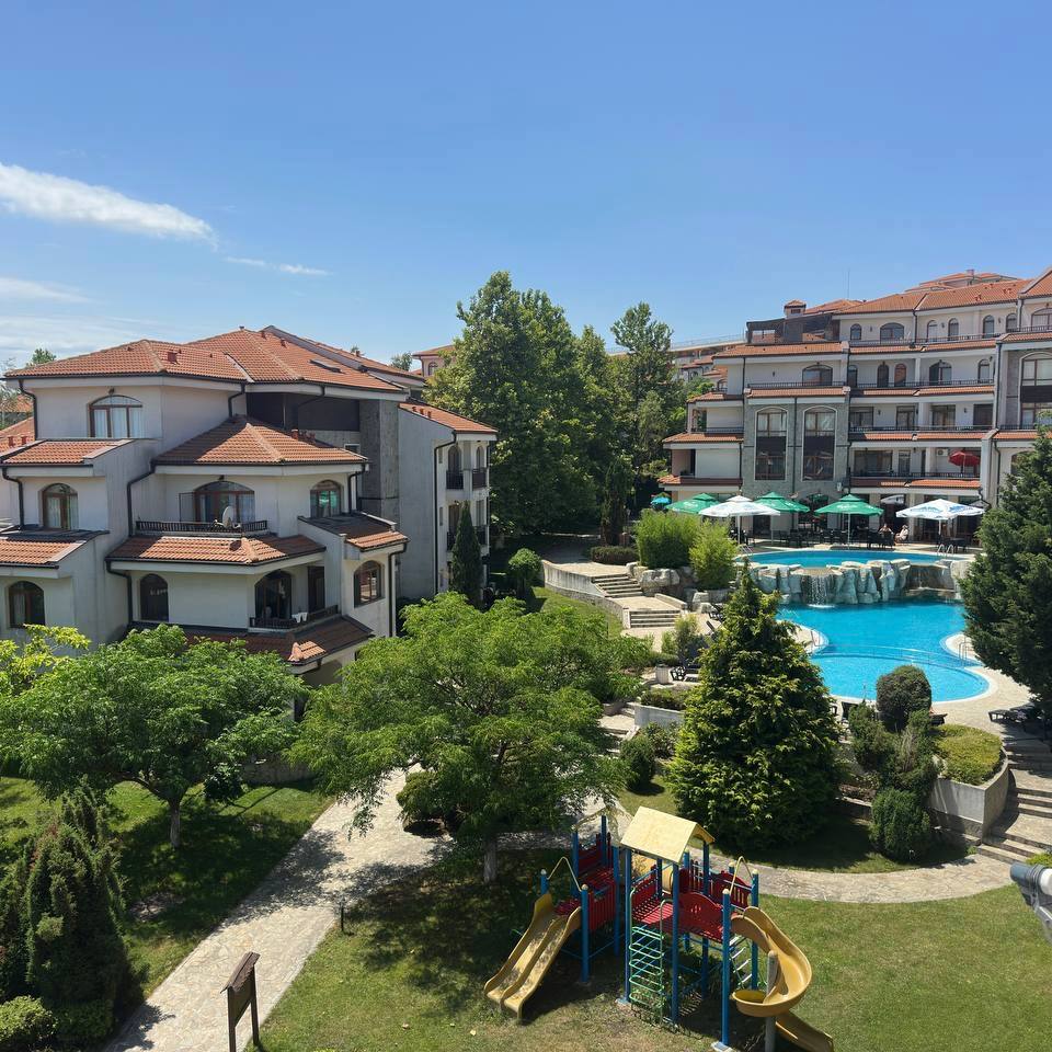 Apartamento en Aheloy, Bulgaria, 64.7 m² - imagen 2