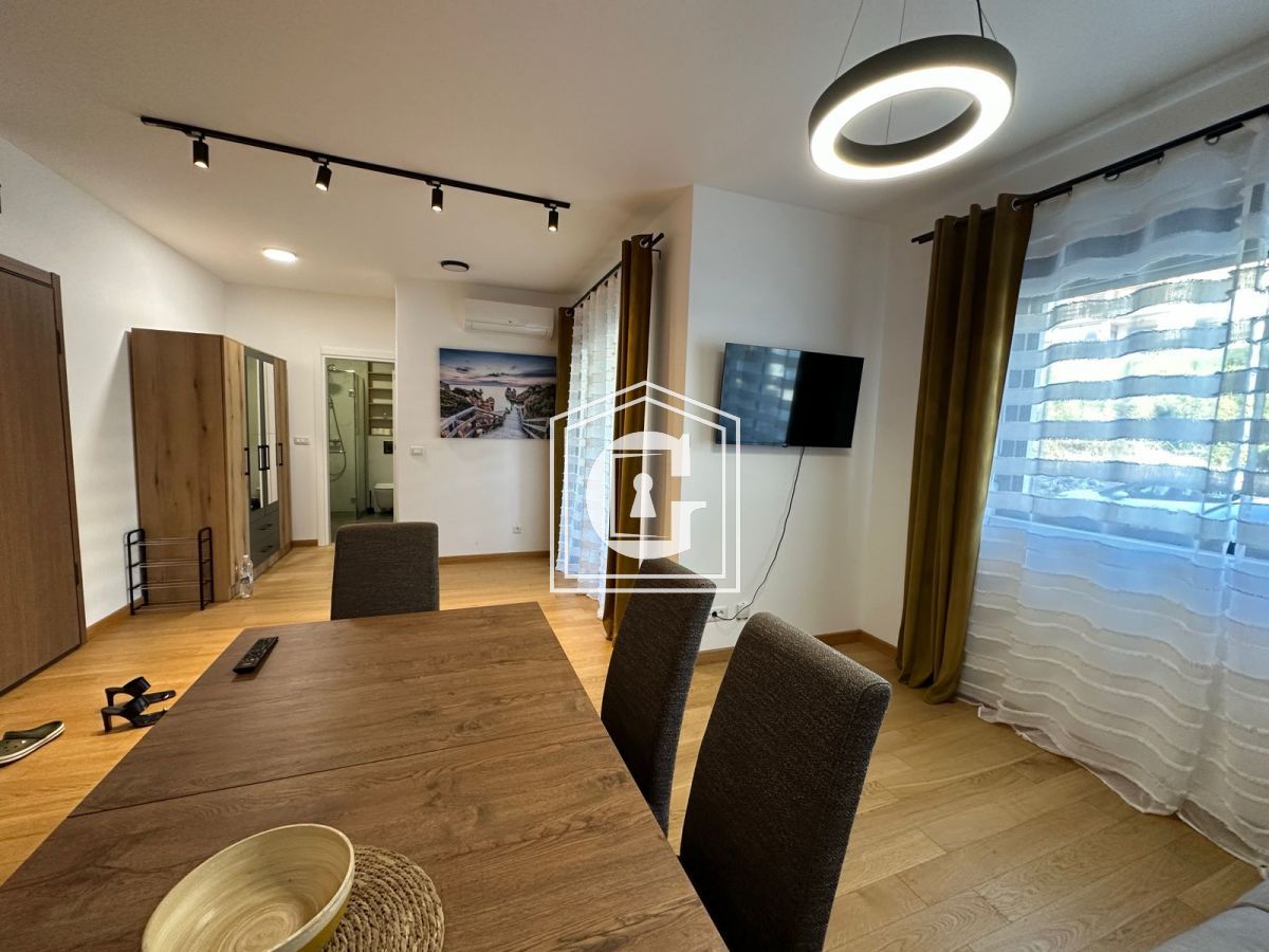 Apartamento en Becici, Montenegro, 44 m² - imagen 1