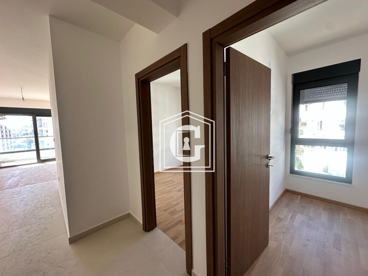 Apartamento en Budva, Montenegro, 66 m² - imagen 4