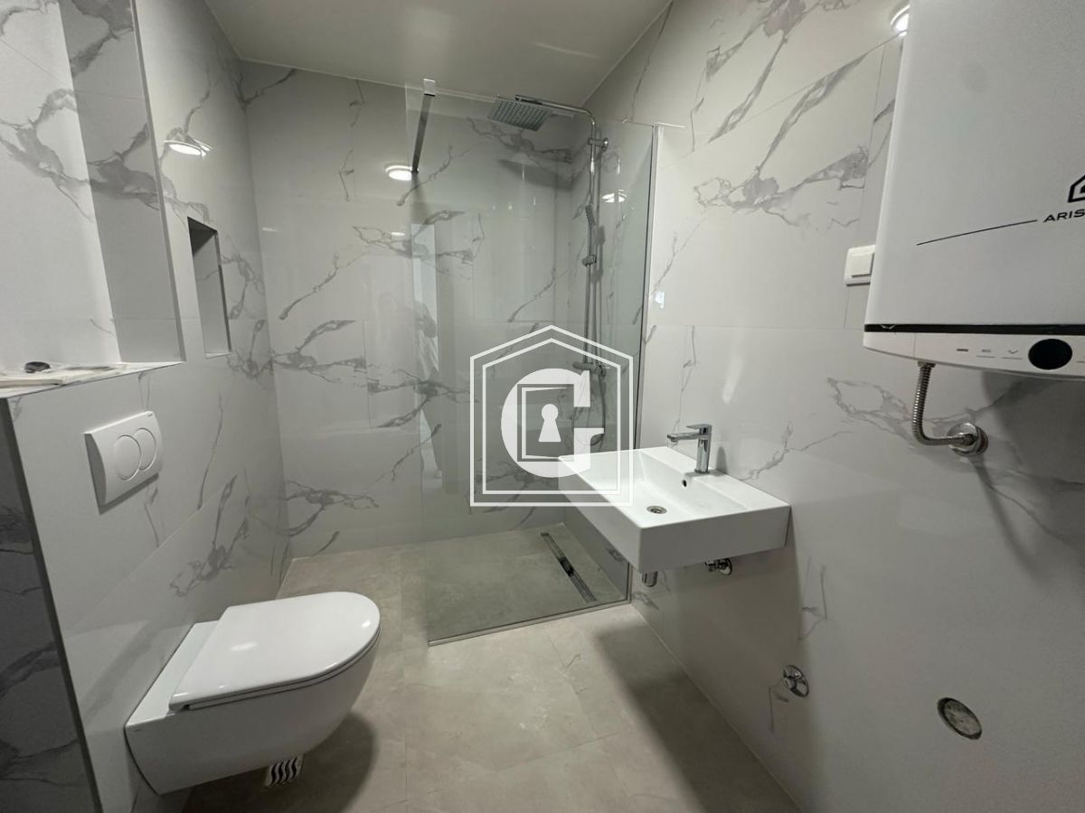 Apartamento en Budva, Montenegro, 66 m² - imagen 8