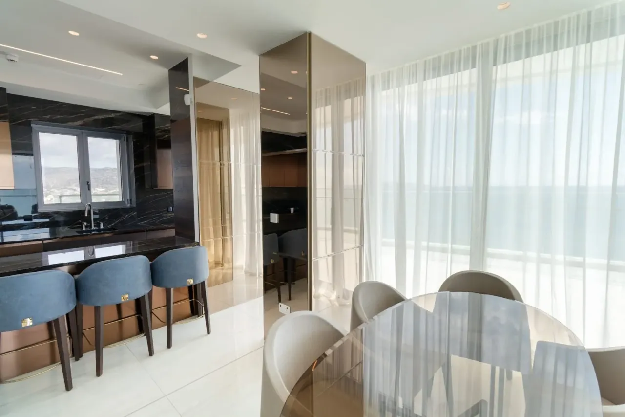 Flat in Limassol, Cyprus, 328 m² - picture 4