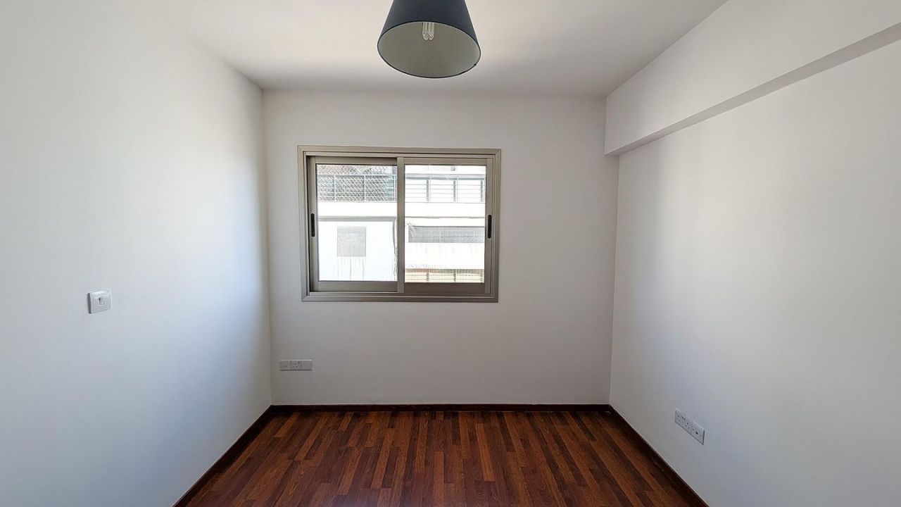 Apartment in Limassol, Cyprus - picture 7