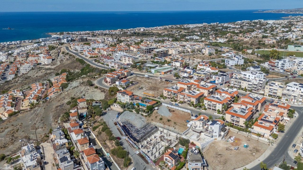 Apartment in Paphos, Cyprus, 63 m² - picture 16